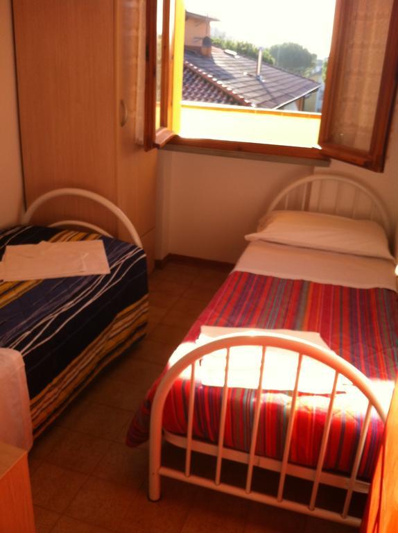 Amanda Appartamenti Trilocali Lido Adriano Chambre photo