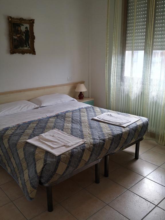 Amanda Appartamenti Trilocali Lido Adriano Chambre photo
